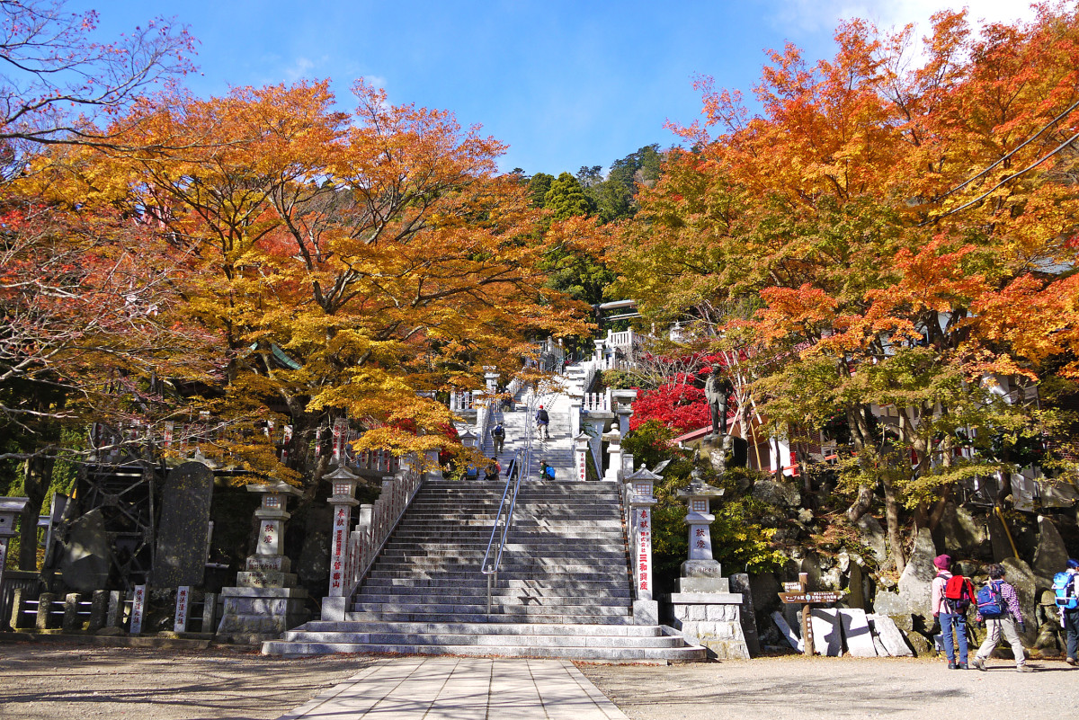 大山 阿 夫 利 神社